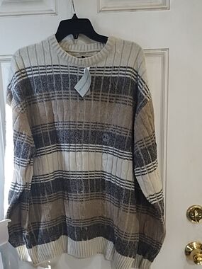 Munsingwear Men's XL Beige, Brown And Tan Striped Knit Sweater